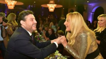 صديقى وحبيبى.. نادية الجندي تطلب من جمهورها الدعاء لـ هاني شاكر صديقى وحبيبى.. نادية الجندي تطلب من جمهورها الدعاء لـ هاني شاكر