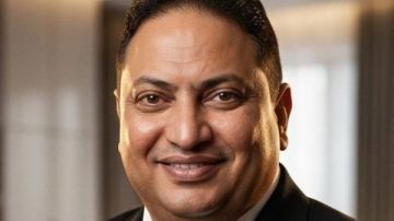 غرفة التطوير: العقار المصري الملاذ الأكثر أمانا في زمن تقلبات الذهب والدولار غرفة التطوير: العقار المصري الملاذ الأكثر أمانا في زمن تقلبات الذهب والدولار