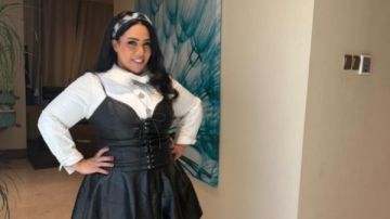 قفطان لافت.. شيماء سيف تخطف الأنظار رفقة زوجها