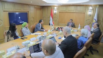 محافظ قنا يستعرض المخطط التفصيلي لمشروع حينا ويوجه بتسريع إجراءات تراخيص البناء