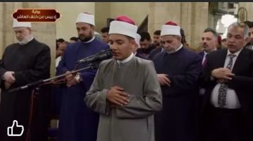 يبلغا من العمر 16 عاما.. أصغر توأمين يؤمان المصلين بالجامع الأزهر في ليلة 18 رمضان شاهد