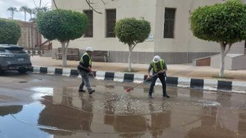 جامعة المنصورة: فرق الخدمات تواجه الأمطار.. وجهود مكثفة لضمان سلامة