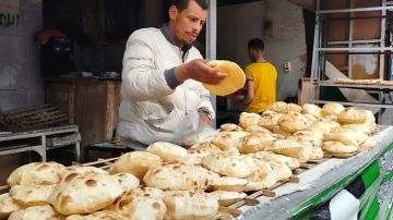 2 جنيه للرغيف رسميا.. التموين تحدد الحد الأقصى لأسعار الخبز السياحي والفينو