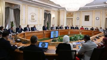 7 ساعات ونصف.. الحكومة تكشف عن سبب أطول اجتماع لها منذ سنوات