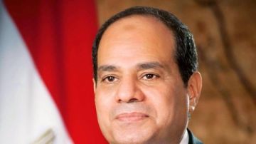 الرئيس السيسي يشيد بدور البحرين الداعم لجهود التهدئة وصون الاستقرار الإقليمي الرئيس السيسي يشيد بدور البحرين الداعم لجهود التهدئة وصون الاستقرار الإقليمي