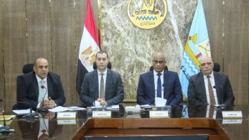محافظ كفر الشيخ يعقد اجتماعا لمتابعة الموقف التنفيذي لهذه المشروعات.. صور محافظ كفر الشيخ يعقد اجتماعا لمتابعة الموقف التنفيذي لهذه المشروعات.. صور