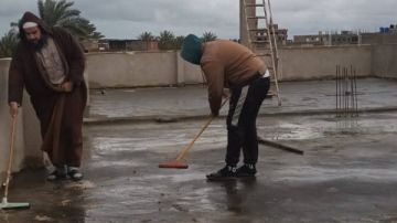 طقس سيئ.. أوقاف كفر الشيخ تواصل كسح مياه الأمطار من أسطح المساجد صور