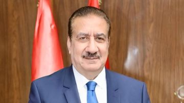 محافظ بورسعيد: إنشاء 50 محلا بسوق التصنيع بعد تطويره لدعم النشاط التجاري محافظ بورسعيد: إنشاء 50 محلا بسوق التصنيع بعد تطويره لدعم النشاط التجاري