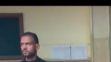 مفاجأة في قضية فتاة الأتوبيس.. محامي المتهم يطالب بمليون جنيه ادعاء مدني مفاجأة في قضية فتاة الأتوبيس.. محامي المتهم يطالب بمليون جنيه ادعاء مدني