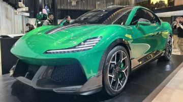 من المكانس للسيارات الكهربائية.. شركة صينية تنتج مركبة بقوة 1900 حصان مستوحاة من فيراري من المكانس للسيارات الكهربائية.. شركة صينية تنتج مركبة بقوة 1900 حصان مستوحاة من فيراري