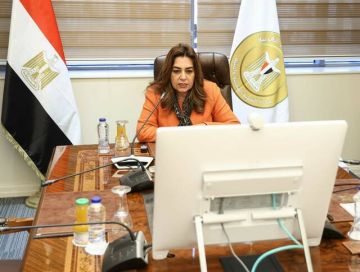 وزيرة التنمية المحلية تتابع تنفيذ قرار غلق المحال وتسريع ملفات التصالح وزيرة التنمية المحلية تتابع تنفيذ قرار غلق المحال وتسريع ملفات التصالح