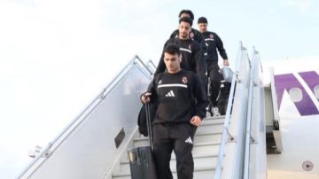 بعثة الأهلي تصل مطار القاهرة بعد مباراة الترجي التونسي
