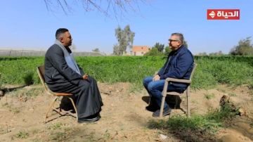 تحويشة العمر استصلحت بها أرض في الصحراء .. الحاج ربيع يكشف قصة كفاحه تحويشة العمر استصلحت بها أرض في الصحراء .. الحاج ربيع يكشف قصة كفاحه