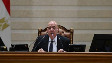 رئيس النواب يستقبل وزير المالية قبل مناقشة مشروع تعديل بعض أحكام قانون الضريبة على العقارات رئيس النواب يستقبل وزير المالية قبل مناقشة مشروع تعديل بعض أحكام قانون الضريبة على العقارات