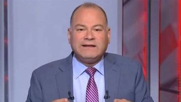 نشأت الديهي يكشف رسائل طمأنة الرئيس السيسي للمصريين بعد الحرب الأمريكية الإيرانية نشأت الديهي يكشف رسائل طمأنة الرئيس السيسي للمصريين بعد الحرب الأمريكية الإيرانية