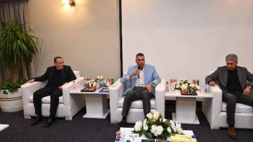 حسام الشاعر: طرح تحديات التراخيص وتسعير الأراضي أمام الحكومة.. ولجنة حل معوقات الاستثمار خطوة إيجابية حسام الشاعر: طرح تحديات التراخيص وتسعير الأراضي أمام الحكومة.. ولجنة حل معوقات الاستثمار خطوة إيجابية