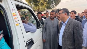 محافظ قنا يتابع تطبيق تعريفة الركوب ويشدد على الالتزام بتطبيق القانون