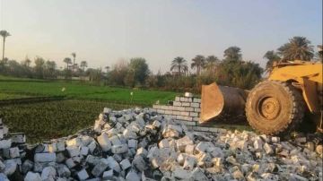 مخاوف من البناء المخالف وتعدي الزراعات في إجازة عيد الفطر .. والبرلمان يتدخل مخاوف من البناء المخالف وتعدي الزراعات في إجازة عيد الفطر .. والبرلمان يتدخل