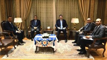 وزير الرياضة يستقبل رئيس اتحاد الملاكمة لبحث الاستعدادات لدورة الألعاب الأولمبية