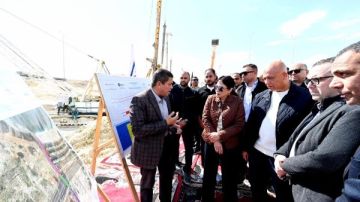 وزيرة الإسكان تتفقد المشروعات الجاري تنفيذها وأعمال التطوير بقرى مارينا وزيرة الإسكان تتفقد المشروعات الجاري تنفيذها وأعمال التطوير بقرى مارينا