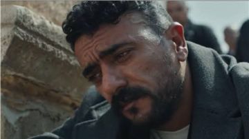 اكتئاب أحمد العوضي بعد وفاة روح.. الحلقة 22 من مسلسل علي كلاي اكتئاب أحمد العوضي بعد وفاة روح.. الحلقة 22 من مسلسل علي كلاي