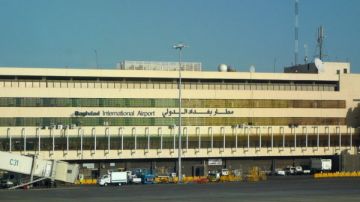 بطائرة مسيرة .. هجوم جديد يستهدف معسكرا أمريكيا بالقرب من مطار بغداد بطائرة مسيرة .. هجوم جديد يستهدف معسكرا أمريكيا بالقرب من مطار بغداد