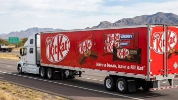 شحنة إلى بولندا.. تفاصيل سرقة 400 ألف قطعة شوكولاتة كيت كات