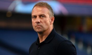 هانز فليك: برشلونة خاطر بلاعبيه أمام أتلتيكو مدريد رغم الإصابات.. وخيبة الأمل في كأس ملك إسبانيا