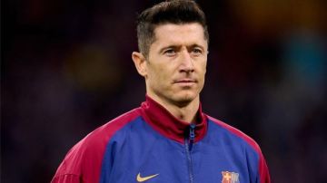 برشلونة يسعي لتجديد التعاقد مع ليفاندوفسكي