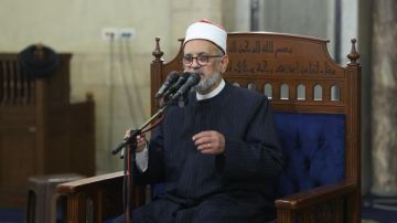 درس التراويح بالجامع الأزهر: تقوى الله وإصلاح ذات البين سبيل نجاة الأمة من الفتن درس التراويح بالجامع الأزهر: تقوى الله وإصلاح ذات البين سبيل نجاة الأمة من الفتن