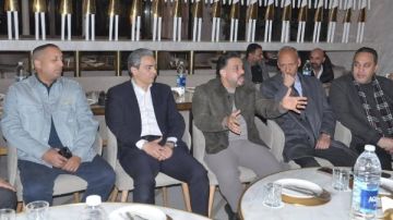 رئيس شباب النواب يناقش مع رابطة النقاد الرياضيين الخروج من أزمات الاندية الشعبية رئيس شباب النواب يناقش مع رابطة النقاد الرياضيين الخروج من أزمات الاندية الشعبية