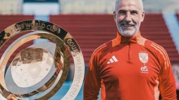 رسالة مؤثرة من يانكون لجماهير القلعة الحمراء: الأهلي بيتي ومصر بلدي رسالة مؤثرة من يانكون لجماهير القلعة الحمراء: الأهلي بيتي ومصر بلدي