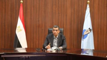 محافظ البحر الأحمر يعقد اجتماعا لمتابعة ملف التصالح على مخالفات البناء