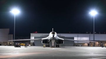 القوات الأمريكية تنشر فيديو لـ قاذفات B 2 قبل تنفيذ ضربات داخل إيران شاهد