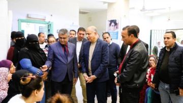 محافظ المنيا يتفقد الوحدة الصحية بقرية تلة استعدادا لتطبيق التأمين الصحي الشامل محافظ المنيا يتفقد الوحدة الصحية بقرية تلة استعدادا لتطبيق التأمين الصحي الشامل