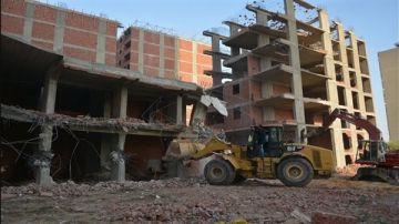 هل يحدث هدم فوري للمباني المخالفة؟.. خدمة جديدة لتنظيم العمران فيديو هل يحدث هدم فوري للمباني المخالفة؟.. خدمة جديدة لتنظيم العمران فيديو