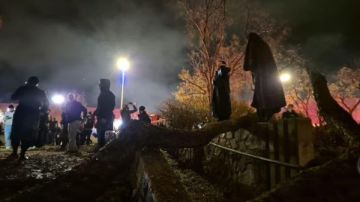 أصعب حدث في إسرائيل.. صاروخ إيراني يسبب دمار واسع في عراد واستنفار طبي غير مسبوق بالمستشفيات أصعب حدث في إسرائيل.. صاروخ إيراني يسبب دمار واسع في عراد واستنفار طبي غير مسبوق بالمستشفيات