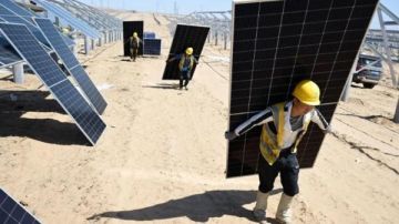 الصين تخفض انبعاثاتها 0.3 .. الطاقة الشمسية تتفوق على الرياح الصين تخفض انبعاثاتها 0.3 .. الطاقة الشمسية تتفوق على الرياح