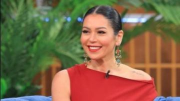 انتي جميلة في كل أحوالك حبي نفسك..رسالة لقاء الخميسي لمتابعيها