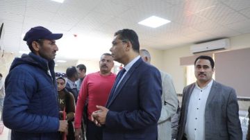 محافظ البحر الأحمر يتفقد المركز التكنولوجي ومكتب توثيق الخارجية قبل افتتاحه