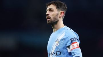 أسباب خارج الملعب تدفع سيلفا للرحيل عن مانشستر سيتي