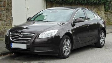 اشتري أوبل انسيجنيا أوتوماتيك بـ 700 ألف جنيه