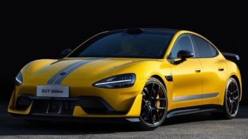 المواصفات الكاملة لنسخة شاومي الخارقة SU7 ألترا.. صور