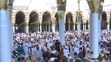 بث مباشر.. شعائر صلاة الجمعة من الحرمين الشريفين