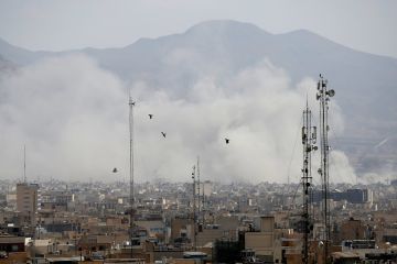 لن ينجو منه العرب.. خبير مصري يحذر من مخطط إسرائيلي بعد حرب إيران