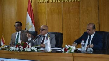 محافظ الأقصر : تسريع التصالح والتقنين ومواجهة المتغيرات المكانية محافظ الأقصر : تسريع التصالح والتقنين ومواجهة المتغيرات المكانية