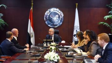 مصر تستهدف 13 قطاعا واعدا لجذب الاستثمار الأجنبي حتى 2030.. تفاصيل مصر تستهدف 13 قطاعا واعدا لجذب الاستثمار الأجنبي حتى 2030.. تفاصيل