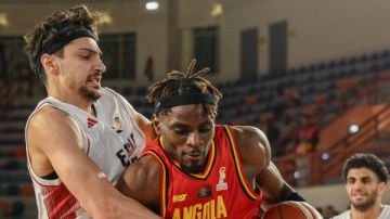 الهزيمة الثانية.. منتخب السلة في ورطة بالسقوط أمام أنجولا بتصفيات مونديال 2027 الهزيمة الثانية.. منتخب السلة في ورطة بالسقوط أمام أنجولا بتصفيات مونديال 2027