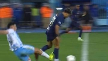 طرد ولا إنذار.. خالد الغندور يثير الجدل بشأن مباراة الزمالك وبيراميدز