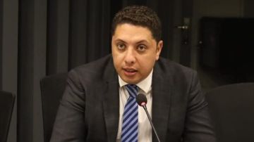 قيادي بالجيل يطالب الحكومة بالرقابة على الأسعار ومواجهة الاحتكار في ظل الظروف الراهنة قيادي بالجيل يطالب الحكومة بالرقابة على الأسعار ومواجهة الاحتكار في ظل الظروف الراهنة